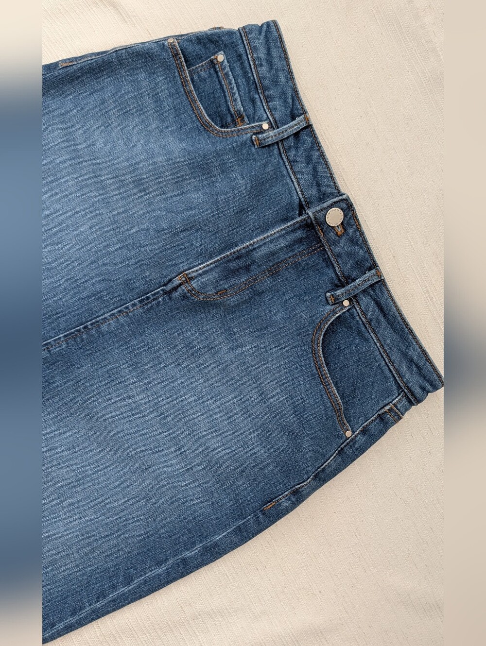 Ann Taylor Weekend Denim Midi  Jean Skirt Sz 4 - Picture 5 of 11
